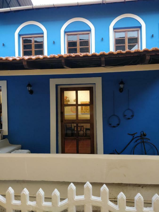 The White Balcao Hostel Панаджи Екстериор снимка